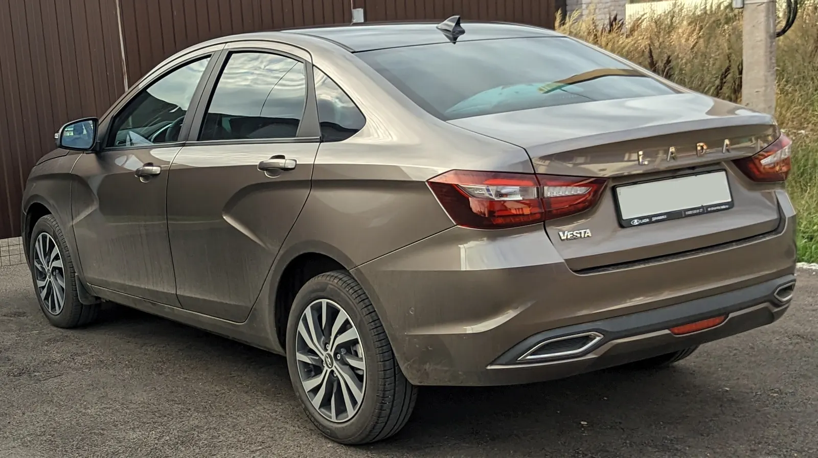 Учебная Lada Vesta